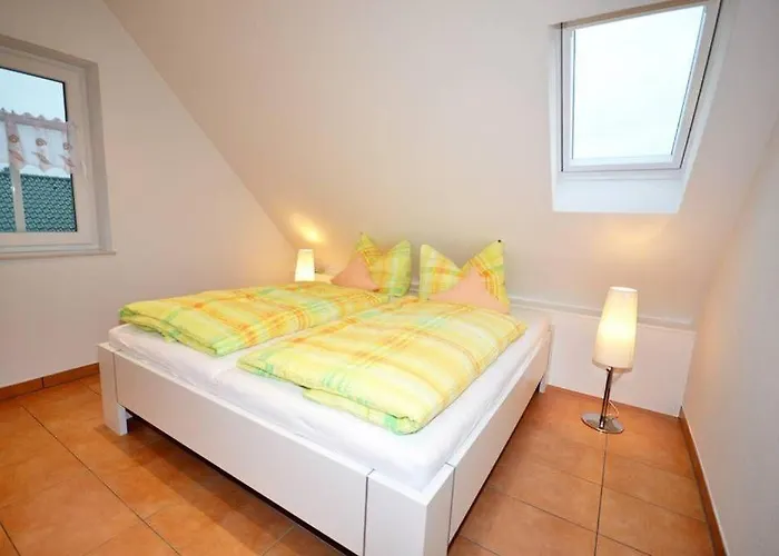 Lachmoewennest * Norddeich (Norden)